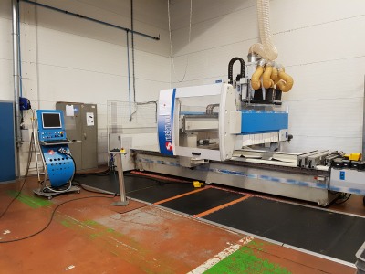 Centre d'usinage 5 axes